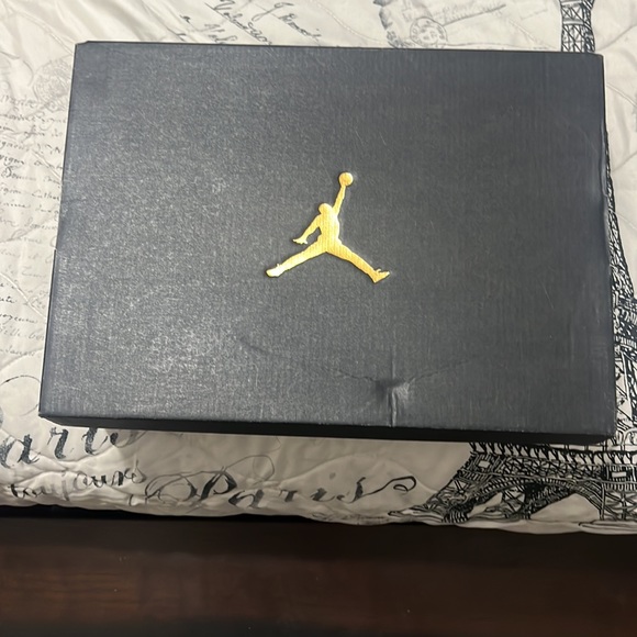 Jordan 1 low pollen size 9.5 - Picture 4 of 6